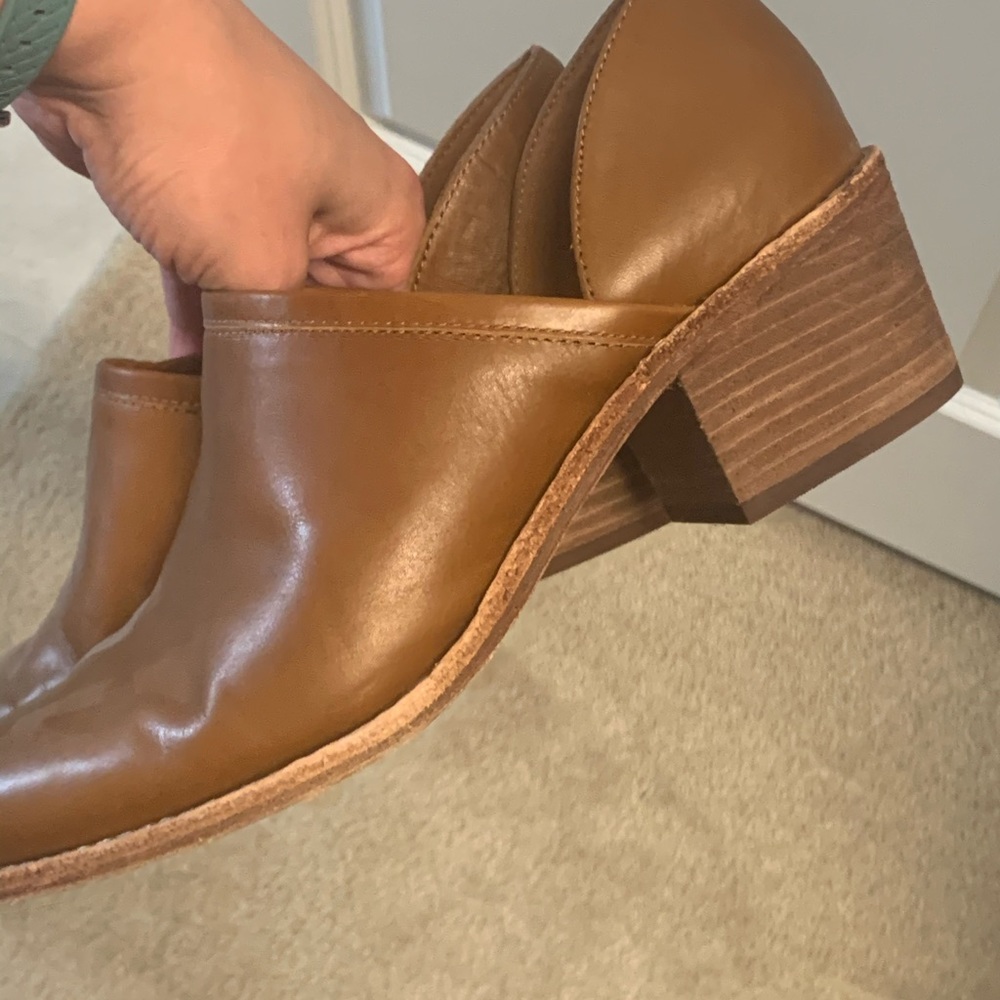 Madewell tan clog
